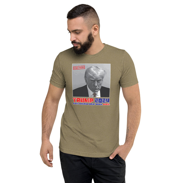 Trump Fake News Men's T-shirt